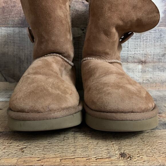 UGG Classic Bailey Button II Chestnut Tan Ankle Boots Booties Size 5 - Picture 3 of 13